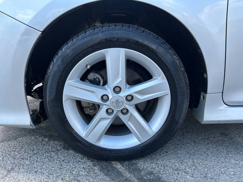 2014 Toyota Camry SE