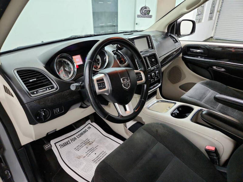 2016 Dodge Grand Caravan SXT