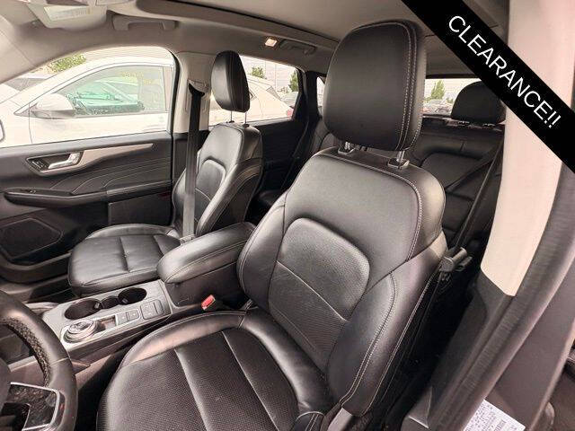 2022 Ford Escape SEL
