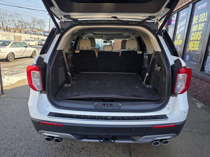 2020 Ford Explorer Platinum