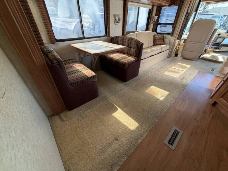 2007 Newmar Canyon Star