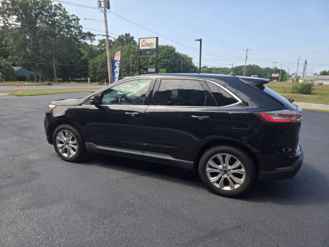 2021 Ford Edge Titanium