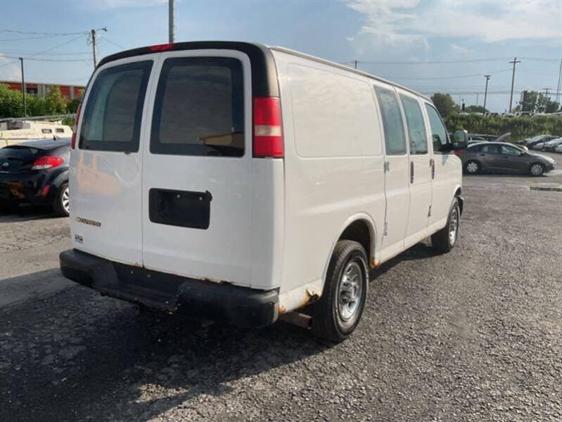 2009 Chevrolet Express 2500