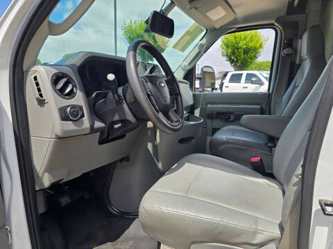 2022 Ford E-Series