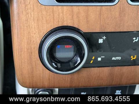 2021 Land Rover Range Rover P525 HSE Westminster Edition