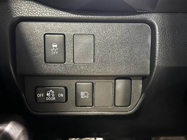 2020 Toyota Tacoma SR5 V6