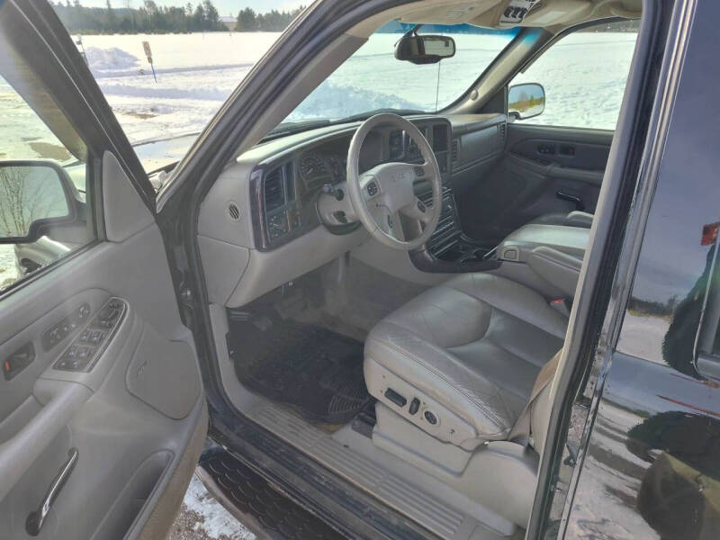 2004 GMC Yukon XL Denali