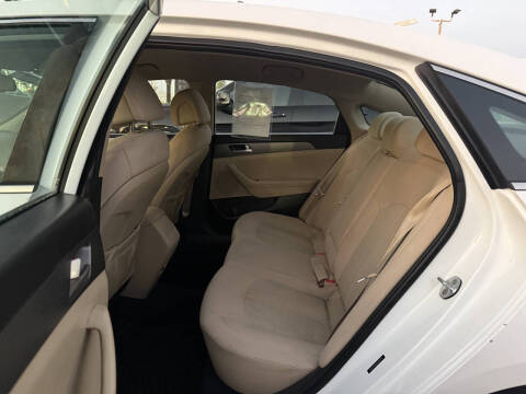 2016 Hyundai Sonata SE