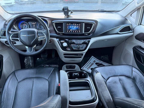 2018 Chrysler Pacifica Touring L