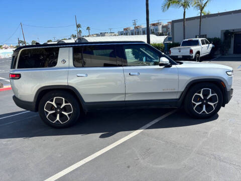 2022 Rivian R1S Launch Edition