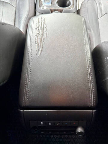 2011 GMC Acadia Denali