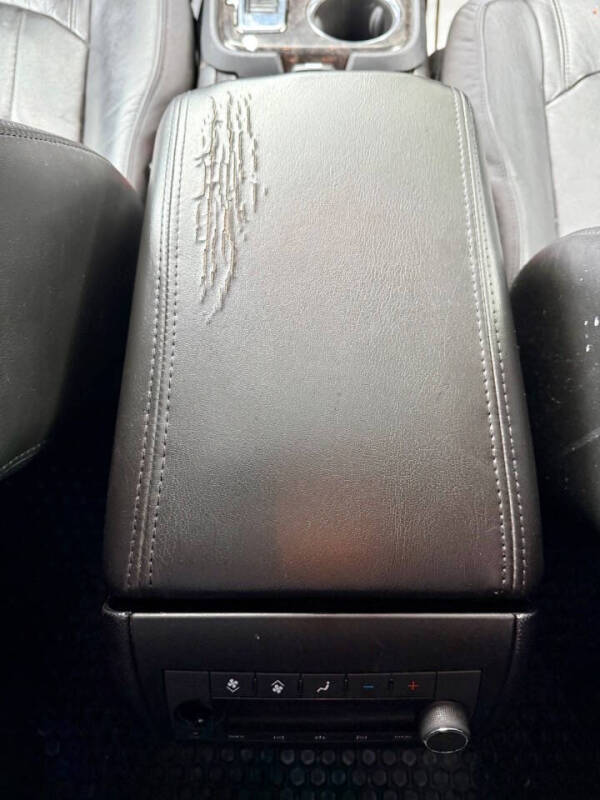 2011 GMC Acadia Denali
