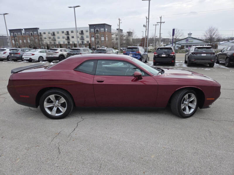 2017 Dodge Challenger SXT