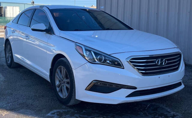 2015 Hyundai SONATA for sale at CAR MEX AUTO BROKERS in Dallas, TX