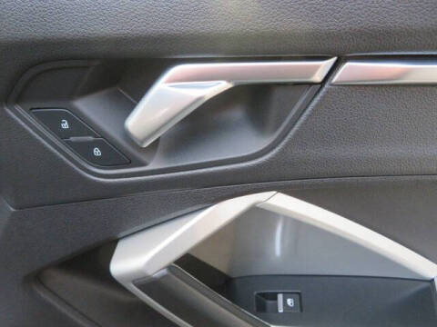 2020 Audi Q3 quattro Premium 45 TFSI