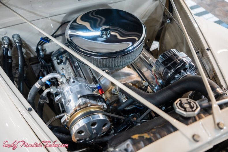 1940 Chevrolet Deluxe