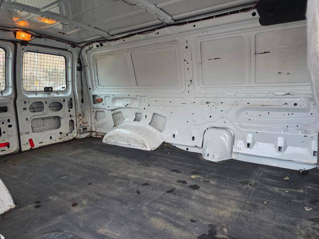 2012 Ford E-Series E-250