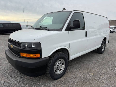 2022 Chevrolet Express 3500