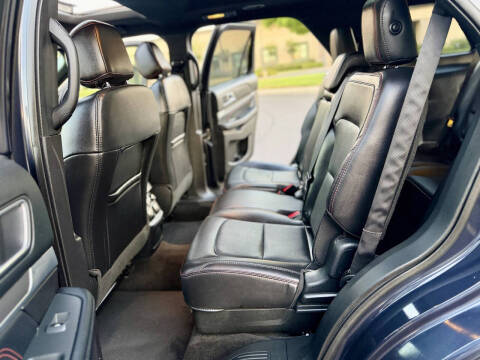 2017 Ford Explorer Sport