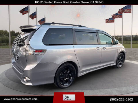2015 Toyota Sienna