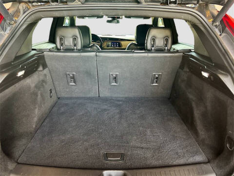 2022 Cadillac XT4 Luxury