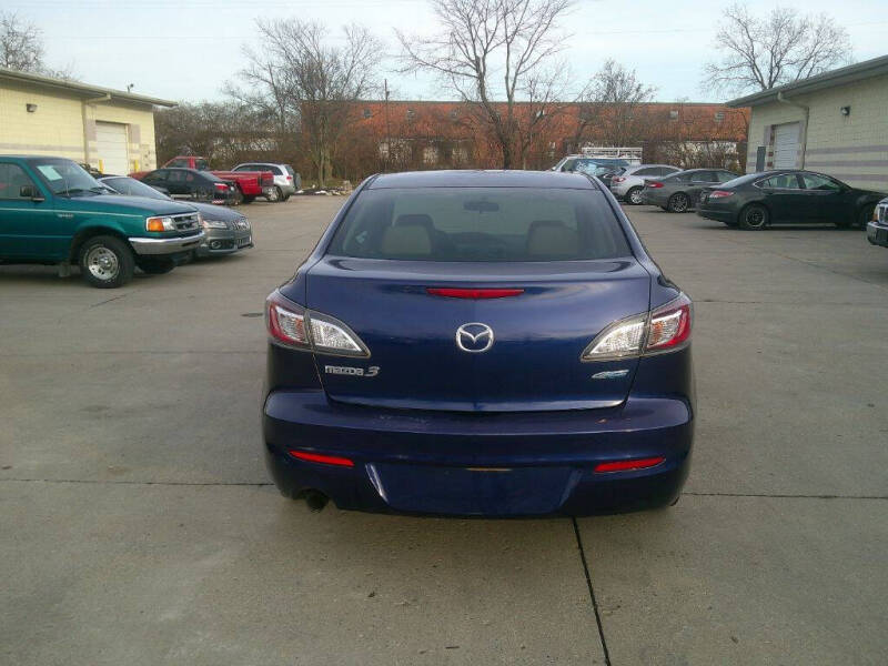 2012 Mazda MAZDA3 i Touring