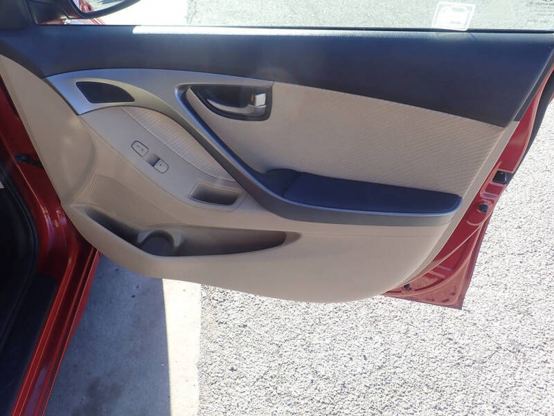 2012 Hyundai Elantra GLS