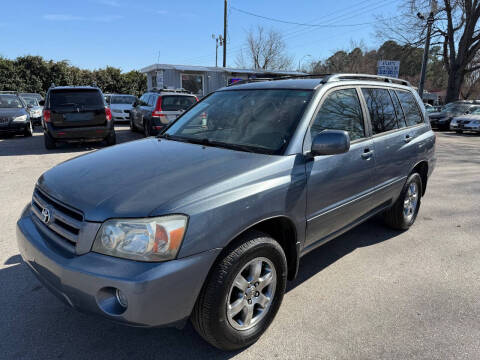 2005 Toyota Highlander for sale at Atlantic Auto Sales in Garner NC