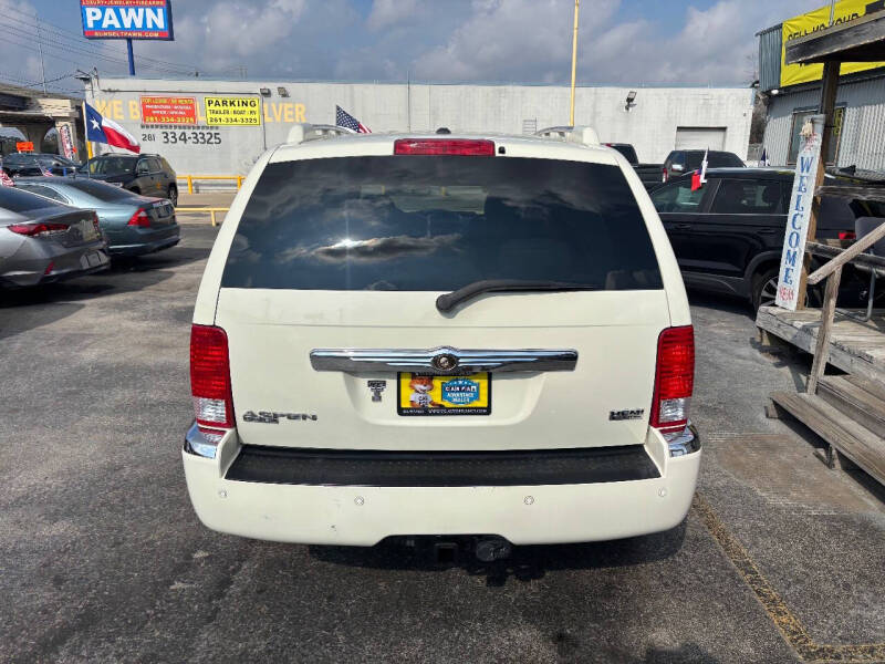 2007 Chrysler Aspen Limited