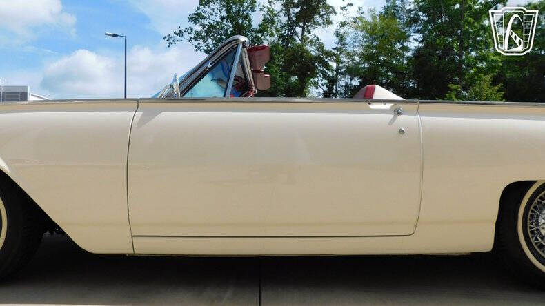 1962 Ford Thunderbird