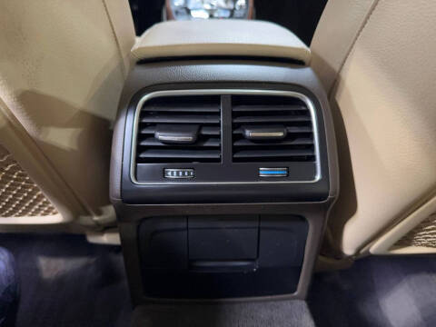 2014 Audi A4 2.0T quattro Premium Plus