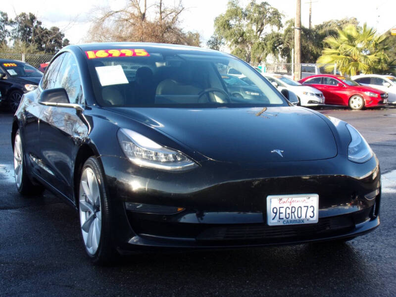2020 Tesla Model 3 Base's photo