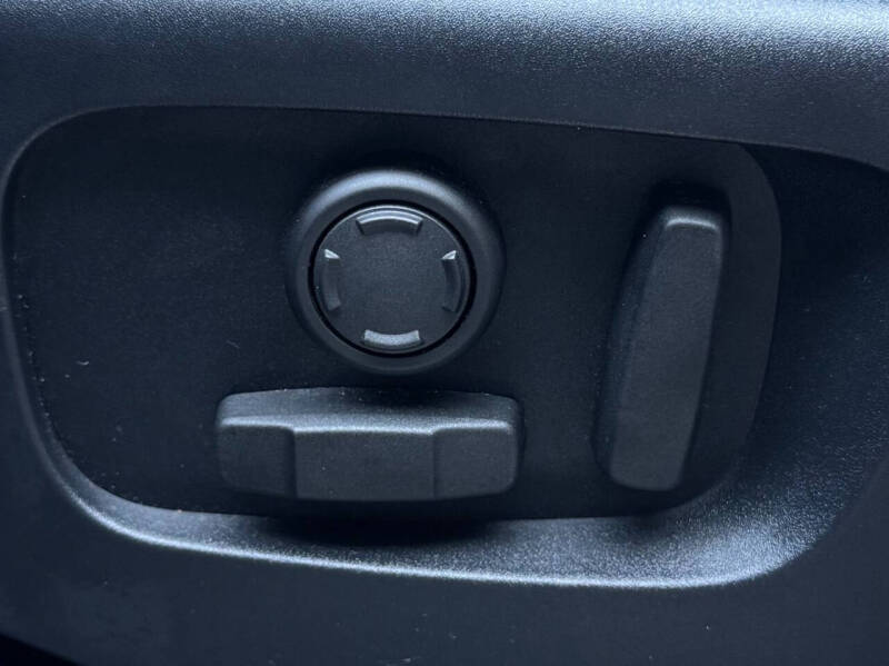 2020 Land Rover Range Rover Evoque R-Dynamic SE