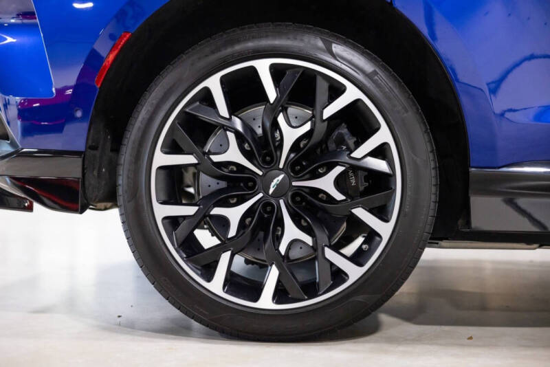 2023 Aston Martin DBX 707