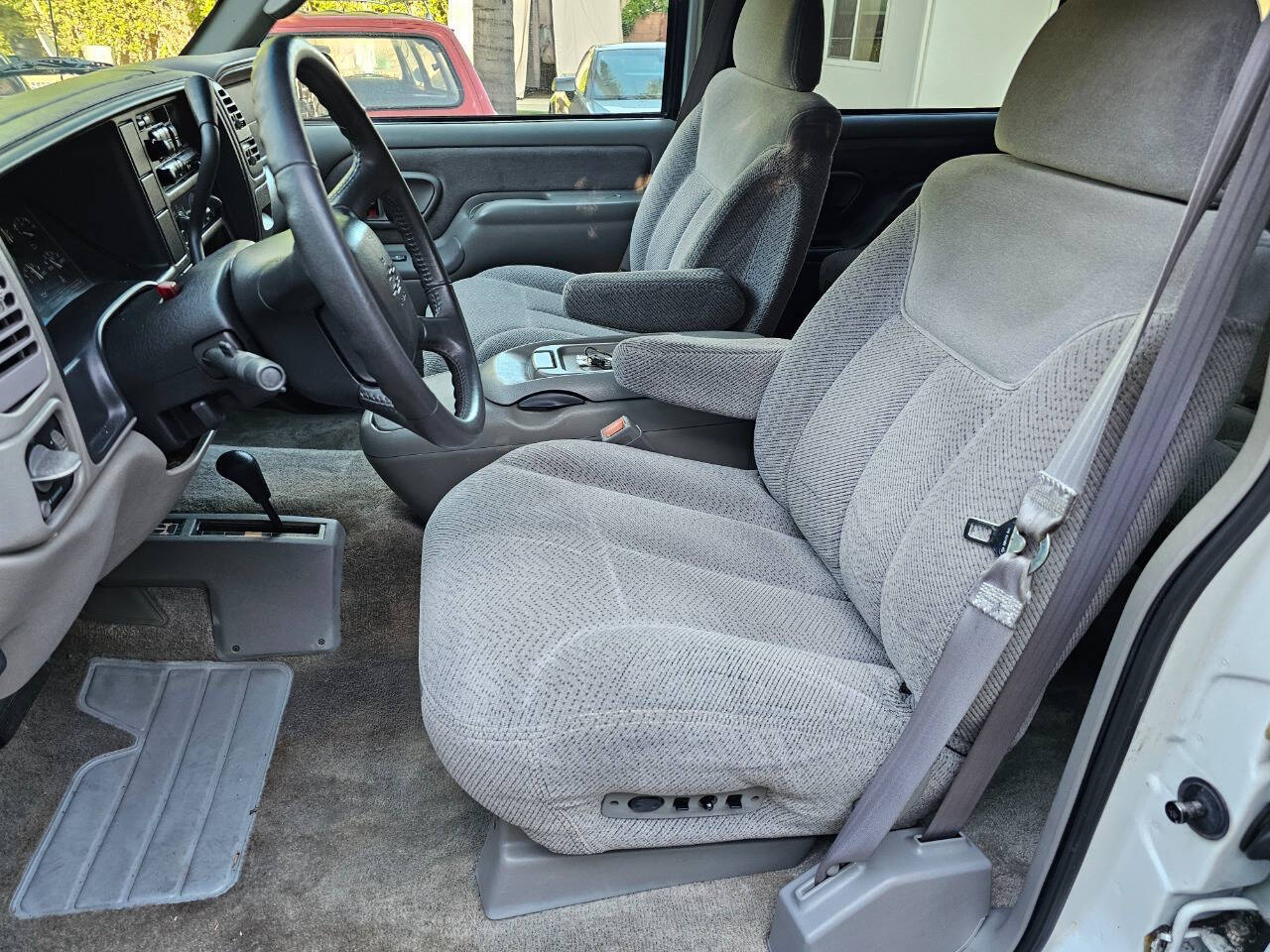 1998 Chevrolet Tahoe 20