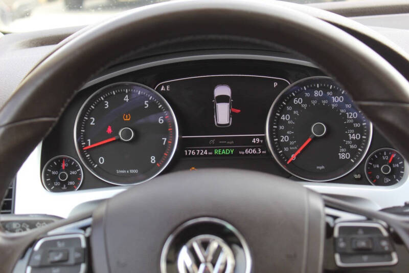 2012 Volkswagen Touareg Hybrid