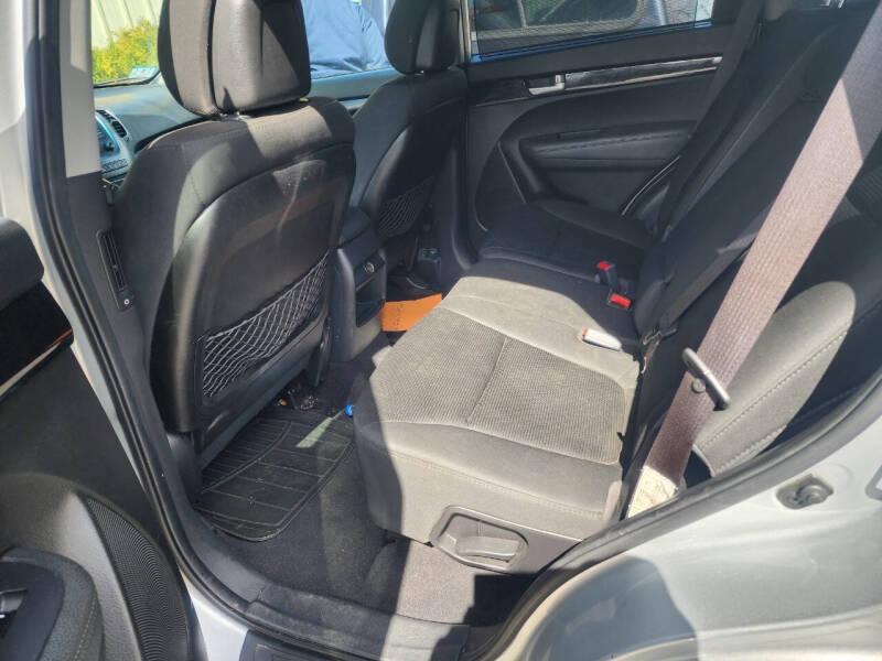 2014 Kia Sorento LX