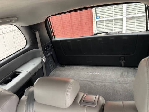 2016 Toyota Sequoia SR5