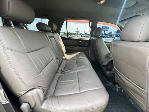 2006 Toyota Sequoia SR5