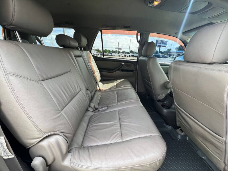 2006 Toyota Sequoia SR5