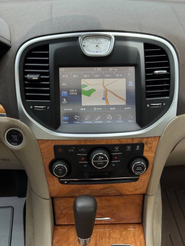 2012 Chrysler 300 C