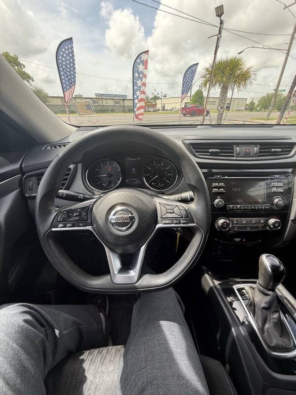 2017 Nissan Rogue S