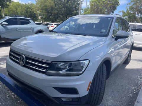 2018 Volkswagen Tiguan for sale at DORAL HYUNDAI in Doral FL