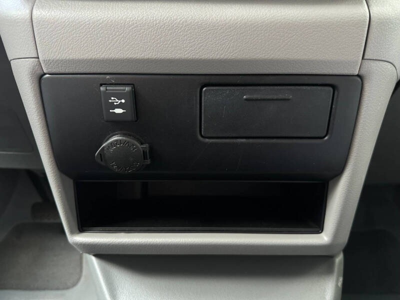 2018 Toyota Sienna LE Mobility 7-Passenger