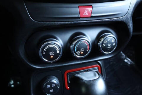 2017 Jeep Renegade Trailhawk