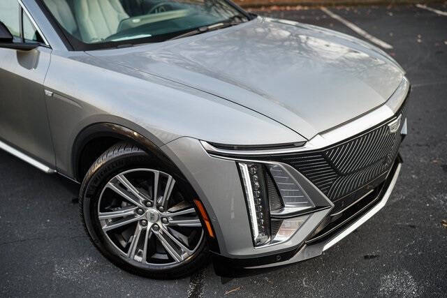 2024 Cadillac LYRIQ Luxury 1