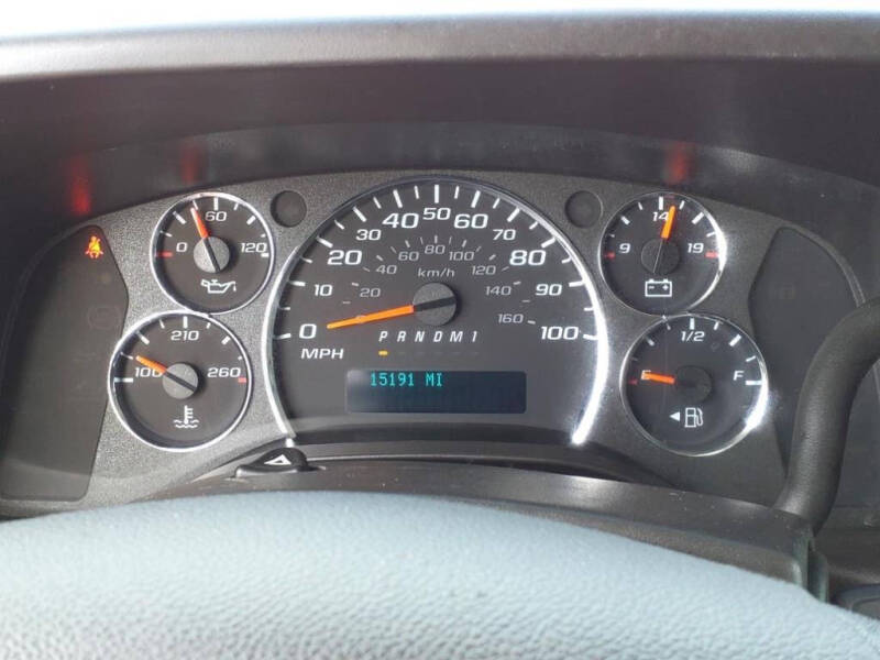 2024 Chevrolet Express 2500