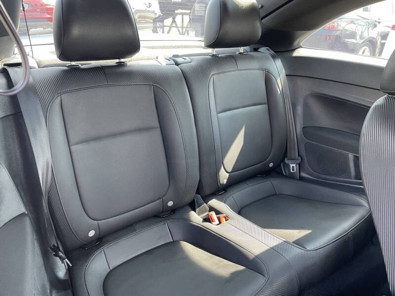 2018 Volkswagen Beetle 2.0T S