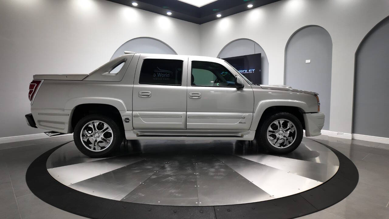 2004 Chevrolet Avalanche 4