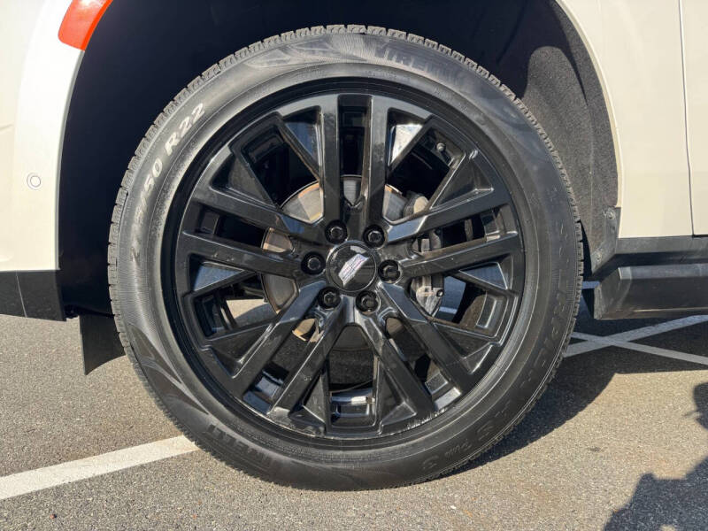 2023 Cadillac Escalade ESV Sport